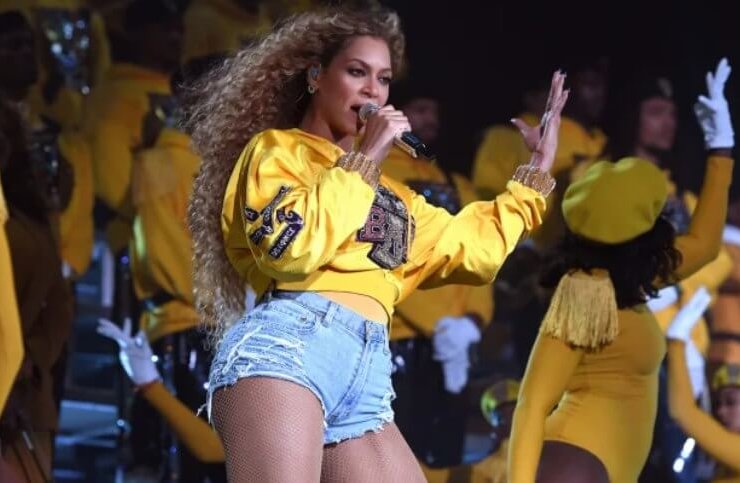 beyonce_honors_in_homecoming